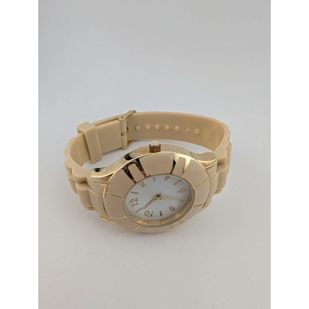 Women's Quartz Watch 42mm Gold Case Beige Silicone Band-‎ New Battery